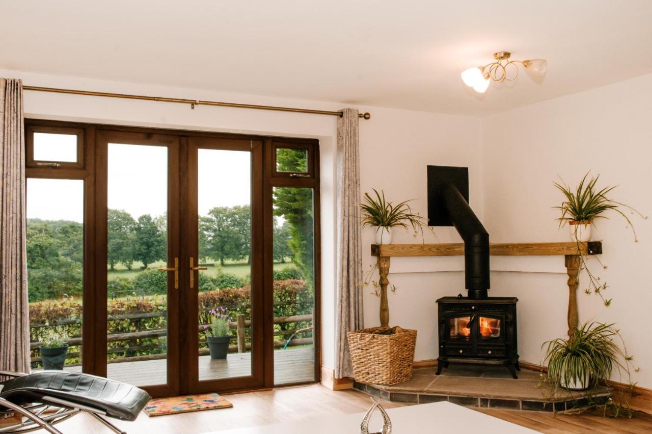 Holly Cottage, 2 Bed House, Sleeps 6 Cleobury Mortimer Exterior photo