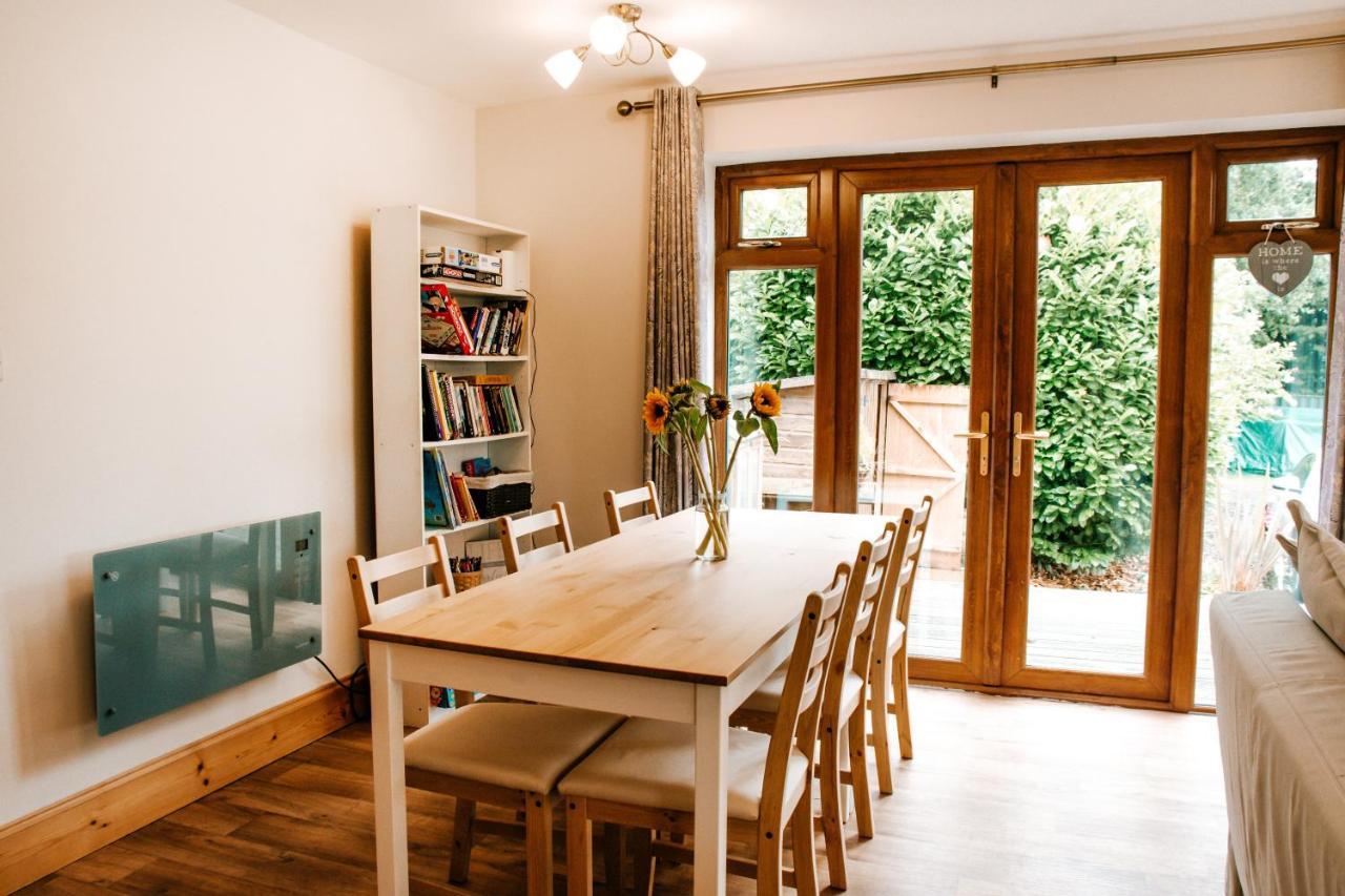 Holly Cottage, 2 Bed House, Sleeps 6 Cleobury Mortimer Exterior photo